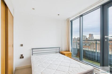 CAM03394G0-PR0417...