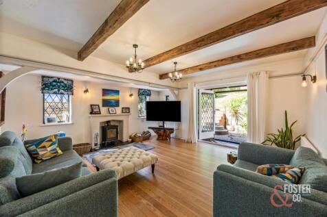 Woodland Drive, 80-009.JPG