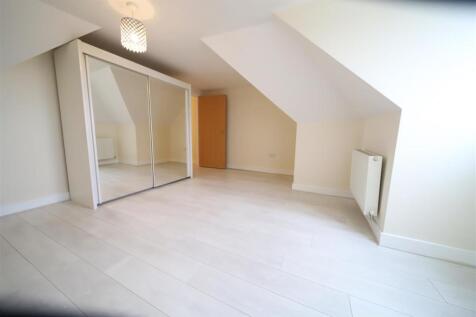 BEDROOM2.JPG