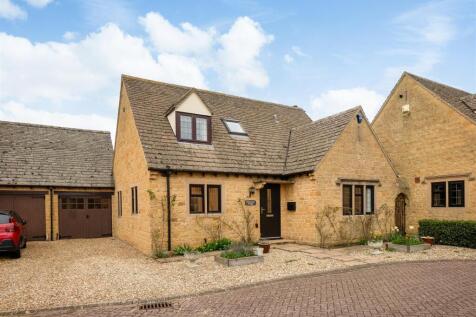 5 Wheatfield Court 2157-2.jpg