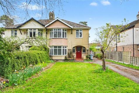 4 bed semi-detached house for rent in St Winifreds Road, Harrogate,, North Yorkshire,, HG2
