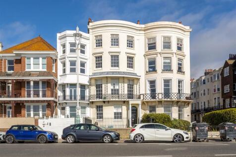 F1 68 Marine Parade-14.jpg