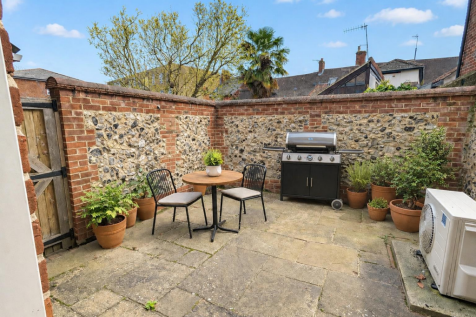 Courtyard Garden