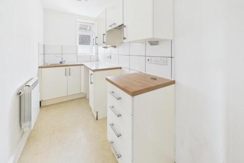 14 Meadow Road, photo 3