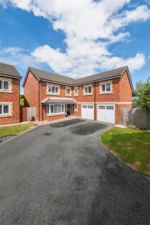 39 Shakerley Close-064.jpg