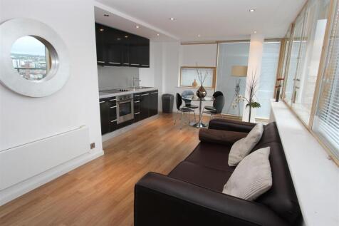 Living Room-kitchen.JPG