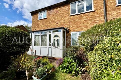 Potters Bar, EN6 - property photo