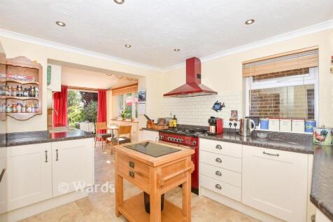 Kitchen/ Breakfast Room