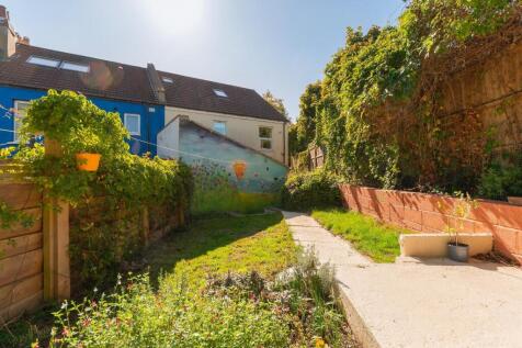 3S2LRHD - External B.jpg