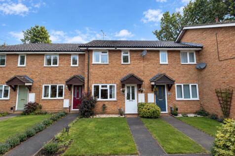 The Cedars, Fleet, Hampshire, GU51. 2 bedroom terraced house for sale