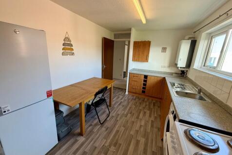 3 Bedroom Flat in TS1 5LL