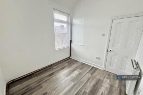 Rear Bedroom