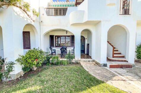 Apartment with tourist license in Son Bou