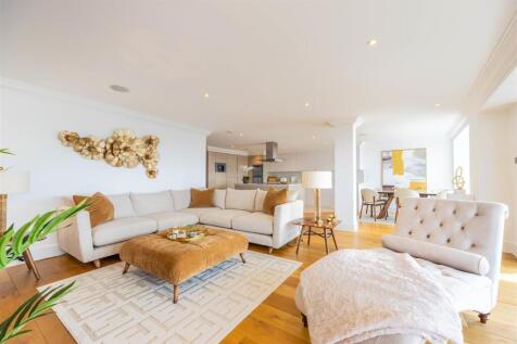 Kitchen/Lounge/Diner