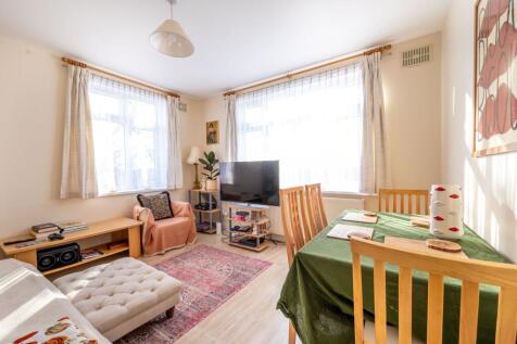 London, E11 - property photo