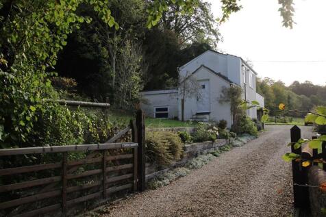 Driveway (Main)