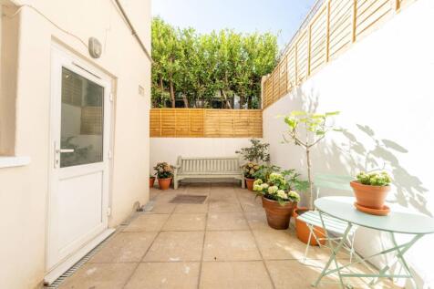 Property Image 9