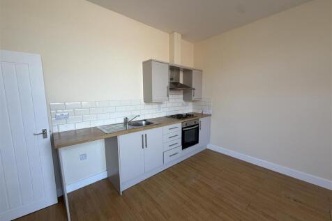Kitchen/Living Area