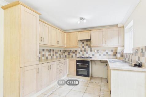 Kitchen / Breakfast Room