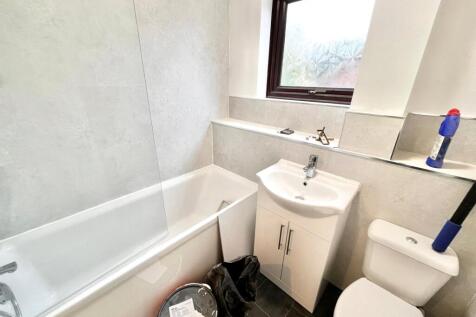 Weaverdale, Shoeburyness, Essex, SS3 photo 3