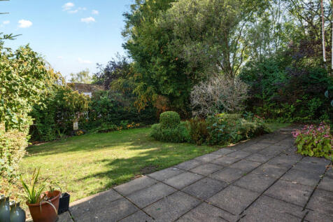 1349302-7-68b9c6b...