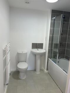 Bathroom 1.jpg