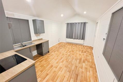 Living Room/Kitchen