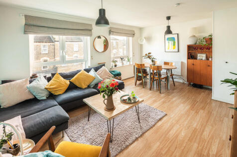 London, SE5 - property photo