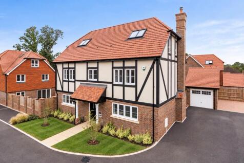 Folders Lane, Burgess Hill, RH15. 4 bedroom detached house for sale