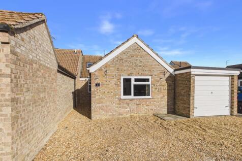 Front- Mark Stephens EweMove Newmarket and Soham