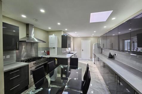 18 Leicester Street, Leamington Spa photo 3