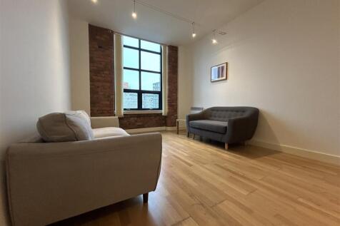 Livingroom (5).jpeg