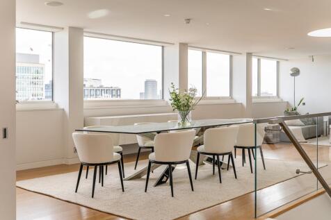 1508 The View 62