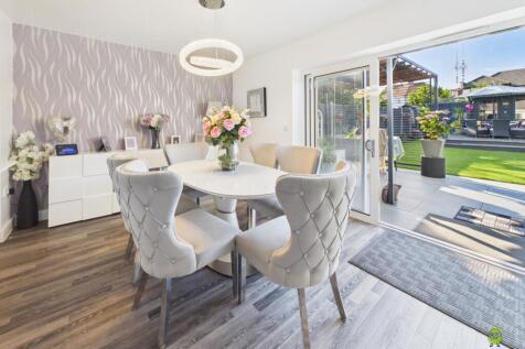 Presented by Clinton at EweMove Bexleyheath and Da
