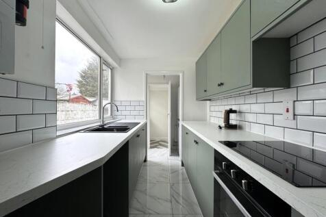 Fitted Kitchen