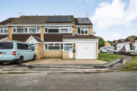 Swindon, SN6 - property photo