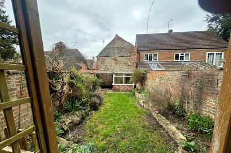 REAR OF HOUSE