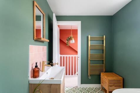 0C6RGK - Bathroom E.jpg