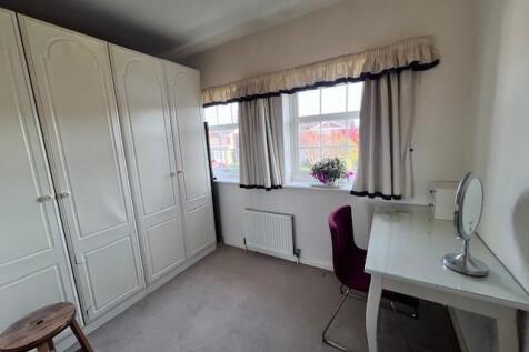 10 Kindlewood Drive bedroom four.jpg