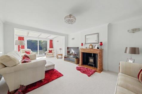 Extended Lounge