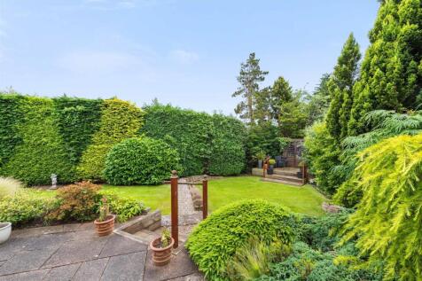 6 Cawdon Grove - 18.jpg
