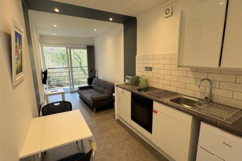 11 Drydock Kitchen