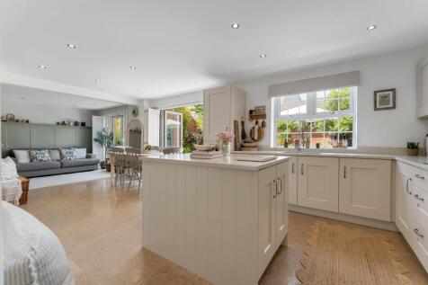 Living Dining Kitchen