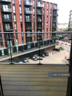 Lockgate Square, Salford, M5 photo 5