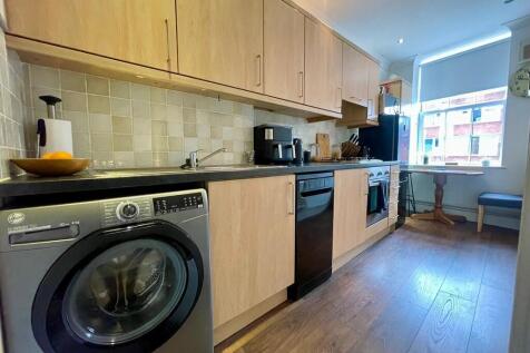 c2460ca1-5268-41d...