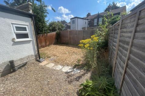 Newbury Road, Shortlands, Bromley photo 5