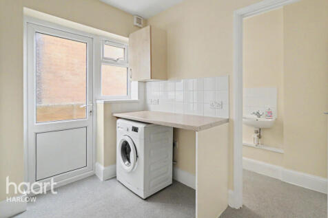 Oakdene, Waltham cross photo 5