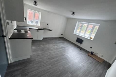 7 Pickwick Court, Shifnal photo 5