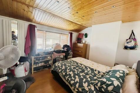 3602e109-WhatsApp...