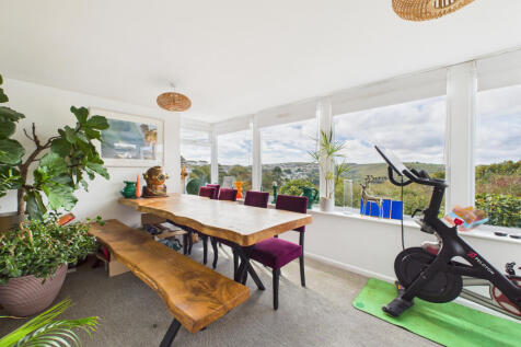 CAM05627G0-PR0021-STILL029